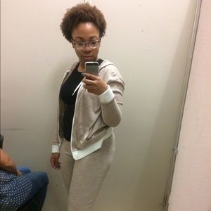 Meet your Posher, Alyssa